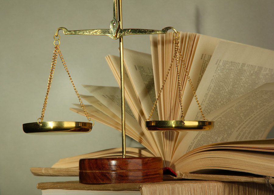 上海刑事律師視角：湖南東安被刺傷教師離世事件的法律思考與家屬訴求