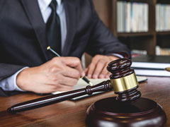 <b>長寧區律師事務所解讀：骨折誤工費的計算方法</b>